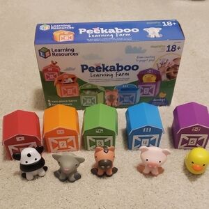 Peekaboo Learning Farm Toy Set